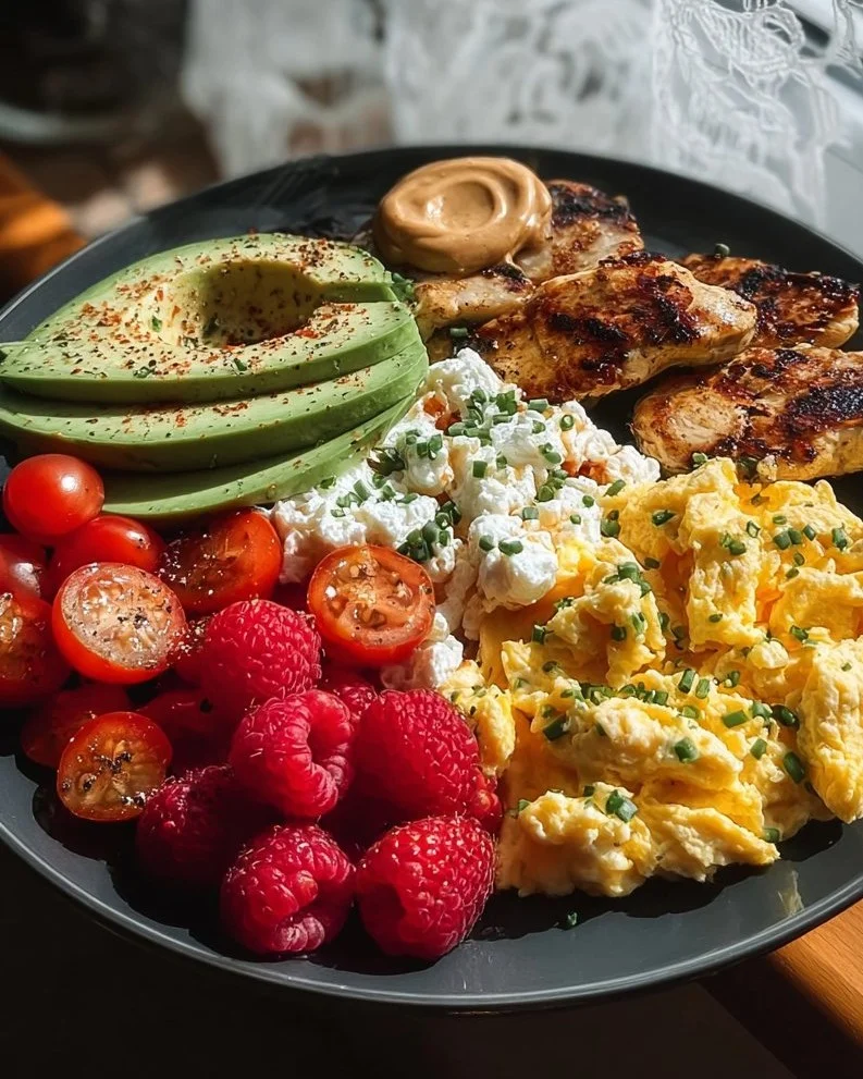 High-protein breakfast power plate with eggs, spinach, and quinoa